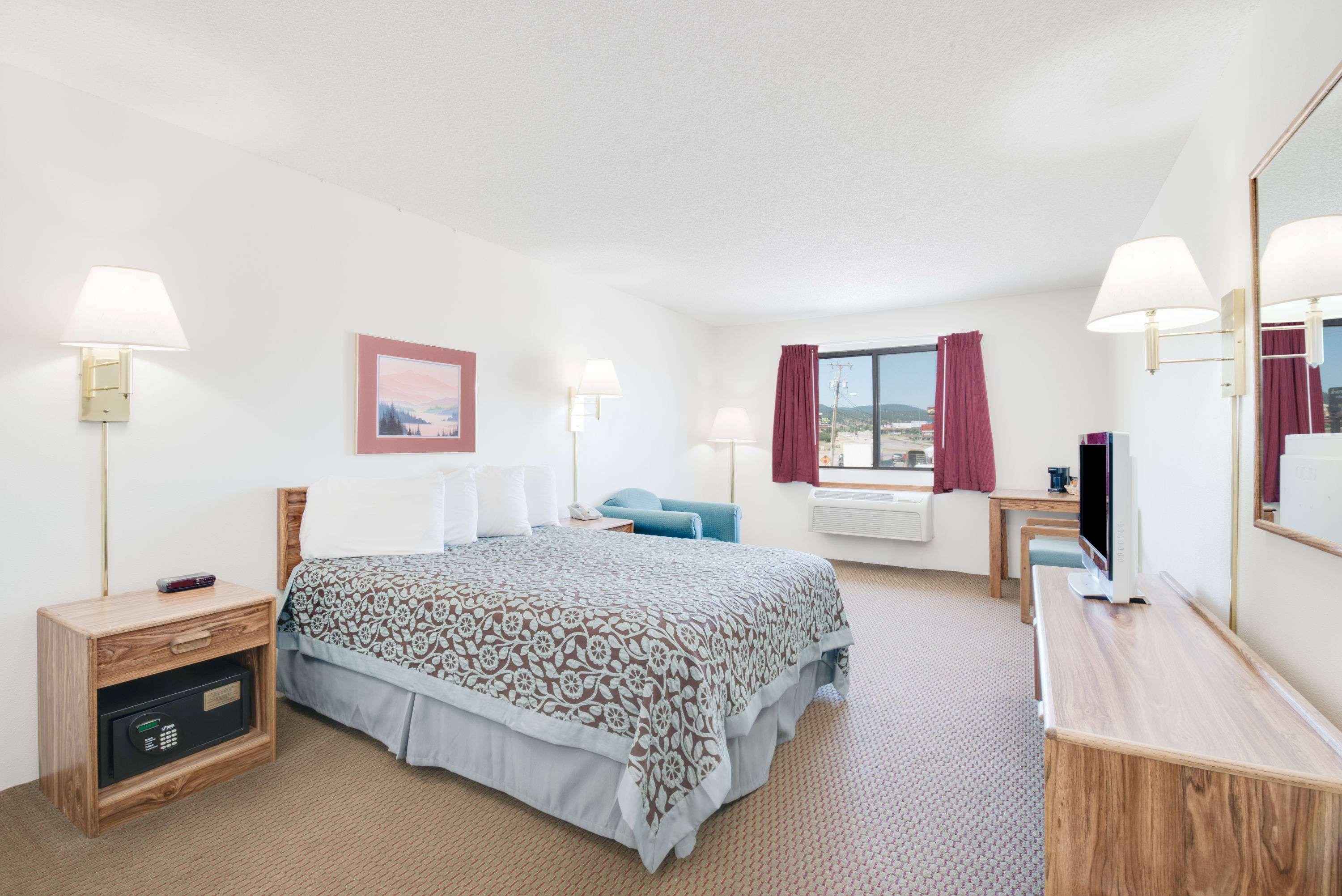 Days By Wyndham Southdakota 2*