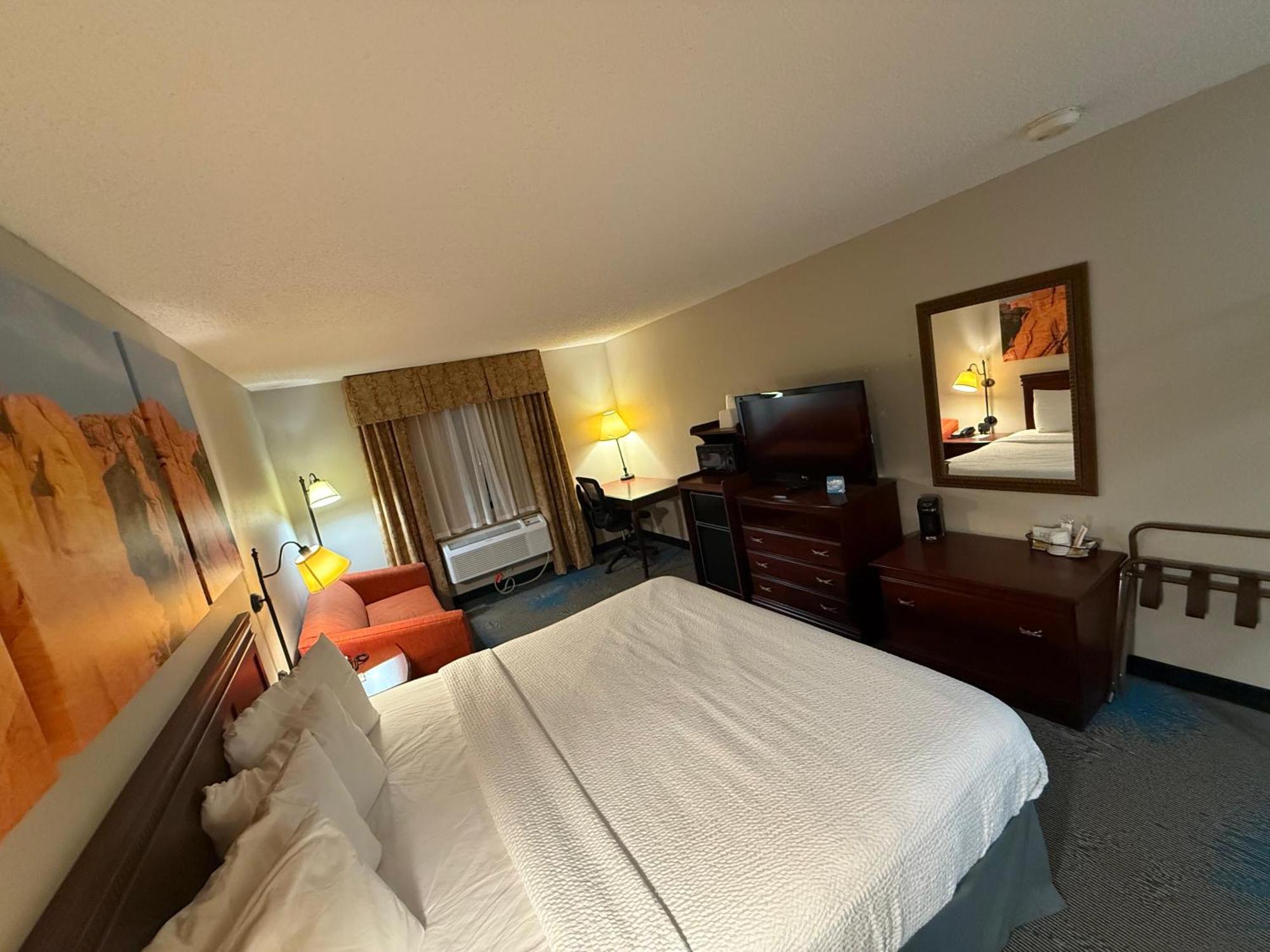 Days By Wyndham Southdakota